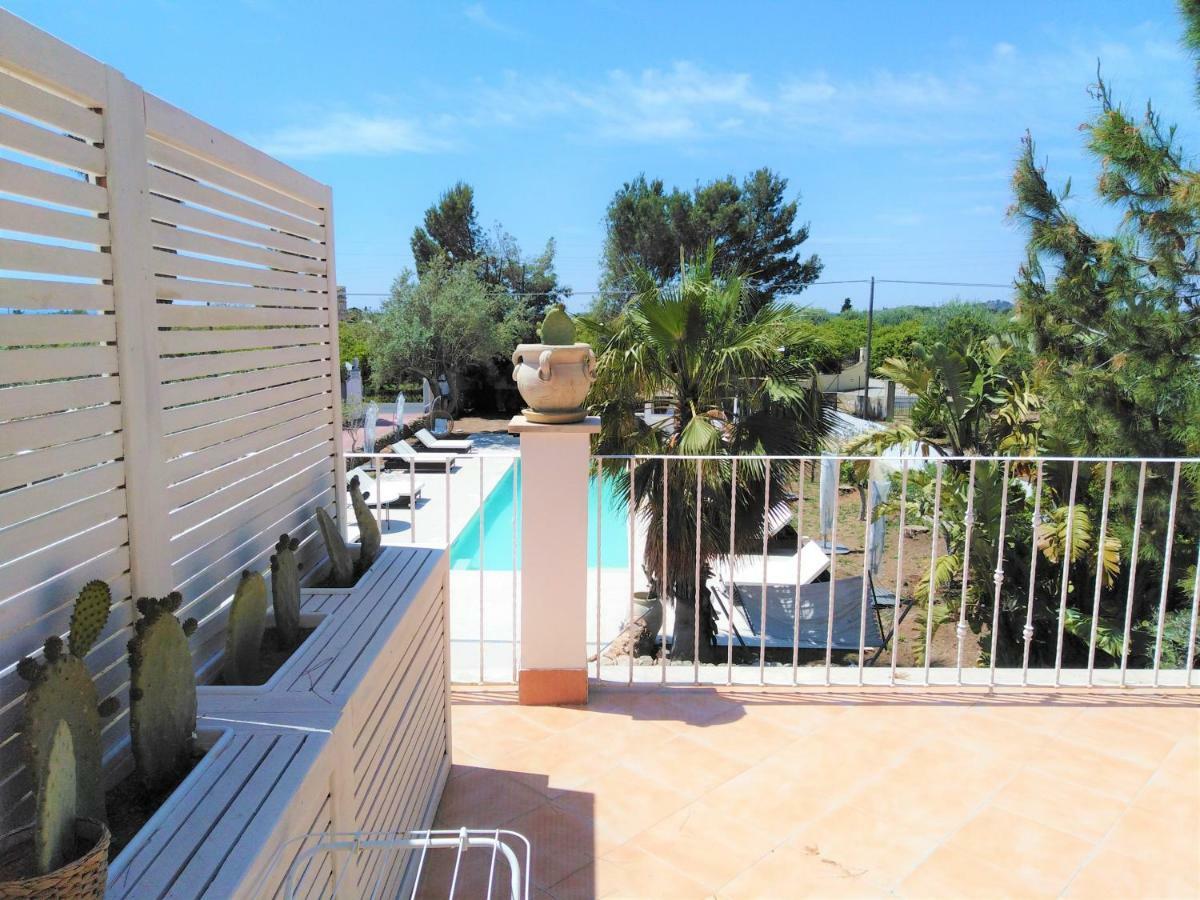 Hotel Residence Noto Marina Exterior photo