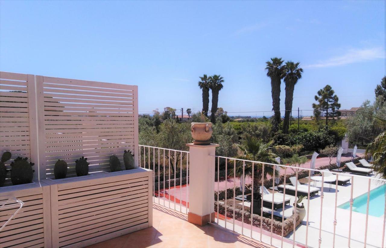 Hotel Residence Noto Marina Exterior photo